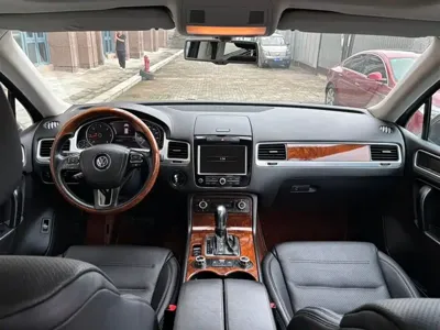 Volkswagen Touareg 2012, 160000 км, за 69800 CNY - фото 9
