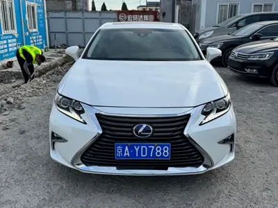 Lexus ES 2016, 90000 км, за 149800 CNY