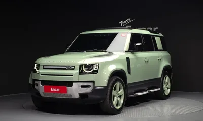 Land Rover Defender · 2023 год
