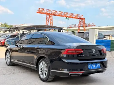 Volkswagen Magotan 2017, 107000 км, за 57500 CNY
