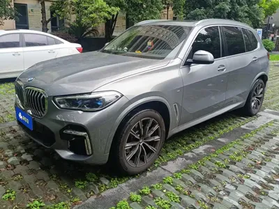 BMW X5 2023, 34700 км, за 344000 CNY - фото 1