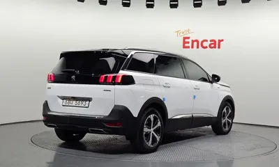 Peugeot 5008 2019, 68405 км, за 16800000 KRW
