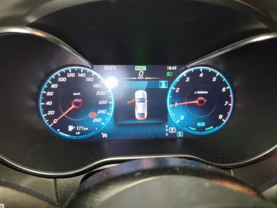 Mercedes-Benz C-Class 2020, 42500 км, за 180642.44 CNY - фото 12