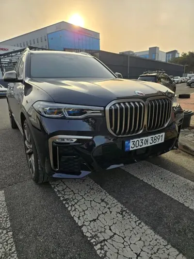BMW X7 2022, 38000 км, за 93820000 KRW