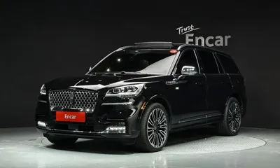 Lincoln Aviator · 2022 год