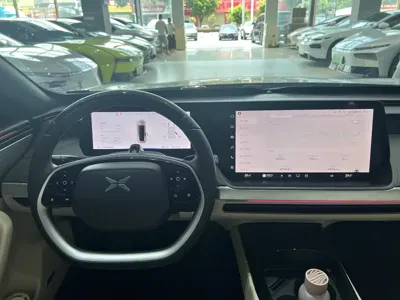 Xpeng P7 2022, 66000 км, за 92800 CNY