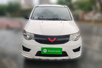 Wuling Hongguang 2015, 26100 км, за 38597.47 CNY