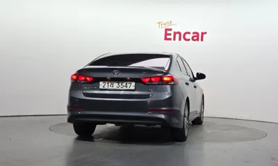 Hyundai Avante 2017, 68933 км, за 9900000 KRW