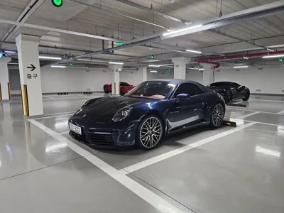 Porsche 911 · 2021 год