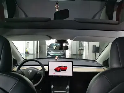 Tesla Model Y 2022, 61800 км, за 155800 CNY - фото 19