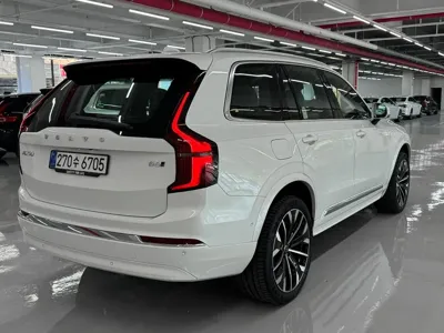 Volvo XC90 2026, 2632 км, за 84000000 KRW