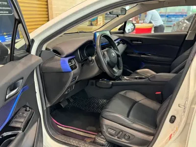 Toyota C-HR 2020, 128000 км, за 53800 CNY - фото 9