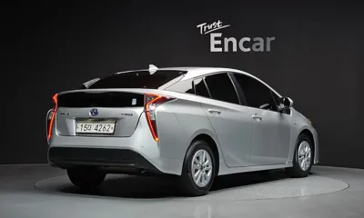 Toyota Prius 2017, 103472 км, за 13500000 KRW - фото 2