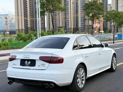 Audi A4L 2015, 190000 км, за 39800 CNY