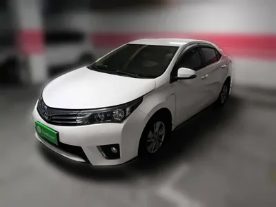 Toyota Corolla · 2015 год