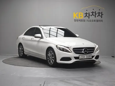 Mercedes-Benz C-Class 2016, 61112 км, за 16400000 KRW - фото 1