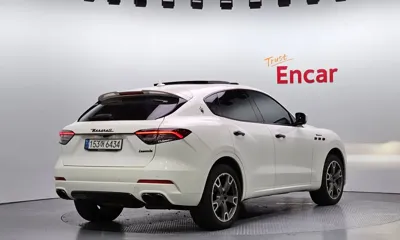 Maserati Levante 2018, 89197 км, за 34990000 KRW