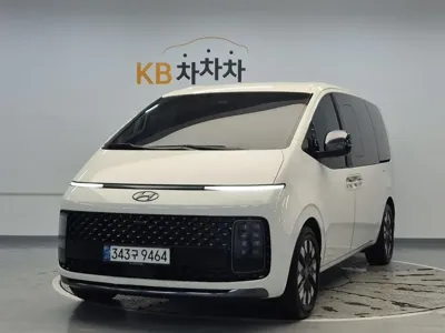 Hyundai Staria · 2024 год