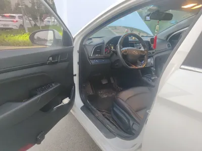 Hyundai Elantra (6th Generation 2018, 73200 км, за 42956.37 CNY - фото 17