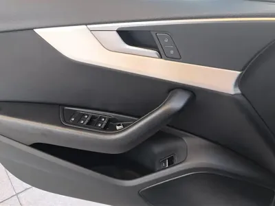 Audi A4L 2019, 83500 км, за 102600 CNY - фото 7