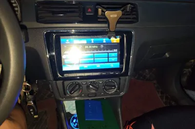 Volkswagen Santana 2019, 59900 км, за 31304.65 CNY - фото 13