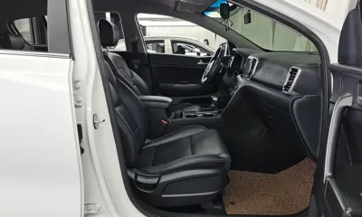 Kia Sportage 2018, 174344 км, за 7900000 KRW - фото 11