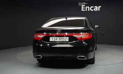 Hyundai Grandeur 2015, 130499 км, за 6500000 KRW