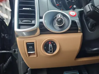Porsche Cayenne 2015, 81000 км, за 178800 CNY - фото 17