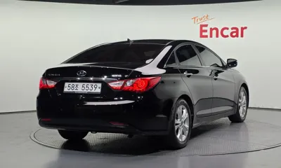 Hyundai Sonata 2012, 137977 км, за 3500000 KRW