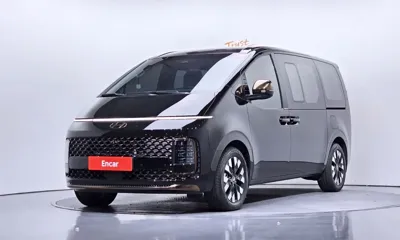 Hyundai Staria · 2025 год