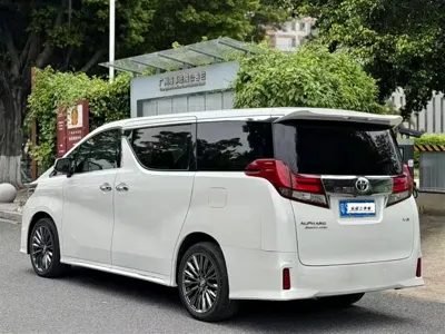 Toyota Alphard 2017, 160000 км, за 315800 CNY