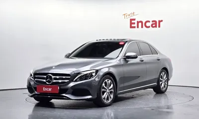 Mercedes-Benz C-Class · 2017 год
