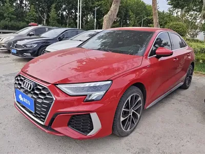 Audi A3 · 2022 год