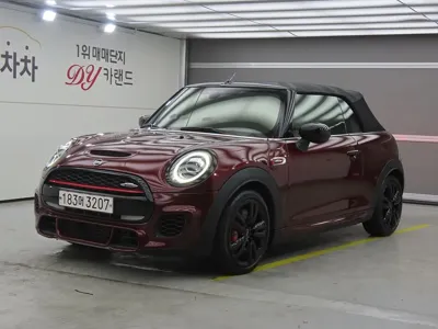 MINI Cooper Convertible · 2020 год