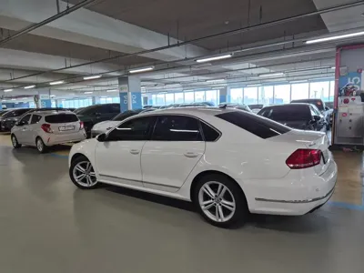 Volkswagen Passat 2015, 294657 км, за 3200000 KRW