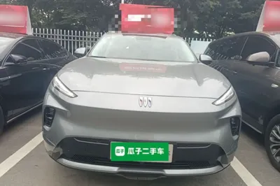 Buick E5 2025, 9300 км, за 155156.42 CNY