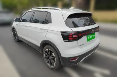 Volkswagen Tacqua 2021, 20000 км, за 117443.46 CNY