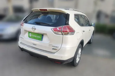 Nissan X-Trail 2015, 106600 км, за 52616.28 CNY - фото 6