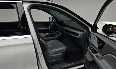 Lincoln Aviator 2021, 53990 км, за 35500000 KRW - фото 27