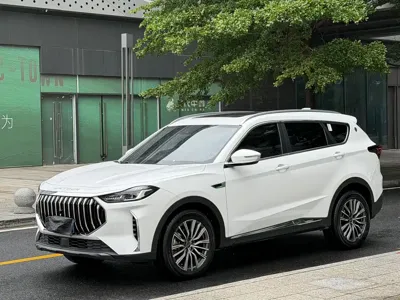 Jetour X70 Plus · 2025 год