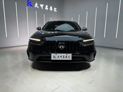 Honda Inspire 2025, 2400 км, за 117800 CNY