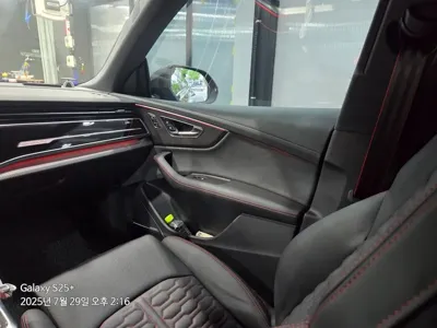 Audi RSQ8 2025, 15000 км, за 156670000 KRW - фото 5