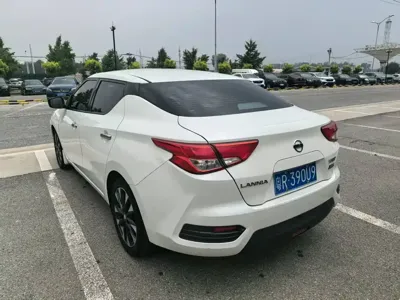 Nissan Bluebird 2021, 20000 км, за 55000 CNY - фото 6