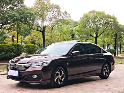Honda Accord 2016, 90000 км, за 56800 CNY - фото 14