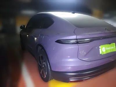 Nio EC6 2023, 2500 км, за 250423.59 CNY