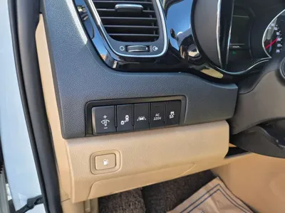Kia Canival 2019, 100500 км, за 24000000 KRW - фото 16