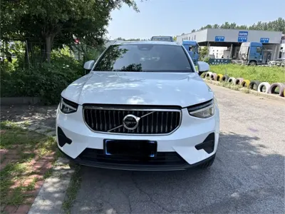 Volvo XC40 2023, 10000 км, за 109000 CNY
