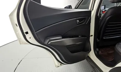 KG_Mobility_Ssangyong TIBOLI 2017, 150467 км, за 5300000 KRW - фото 25