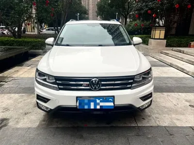 Volkswagen Tiguan L 2021, 56000 км, за 93000 CNY