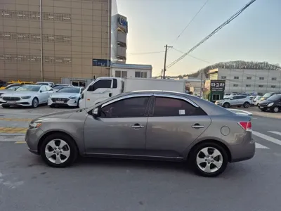 Kia Porte 2010, 65213 км, за 3600000 KRW